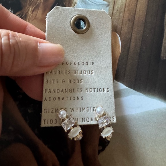 Anthropologie Jewelry - New - Anthropologie dangle  earring with stones